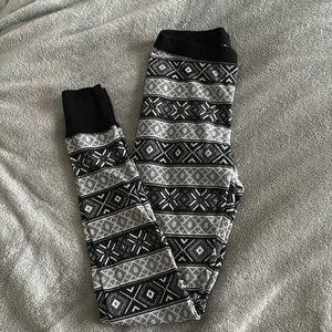 NWOT pattern christmas pajama leggings
